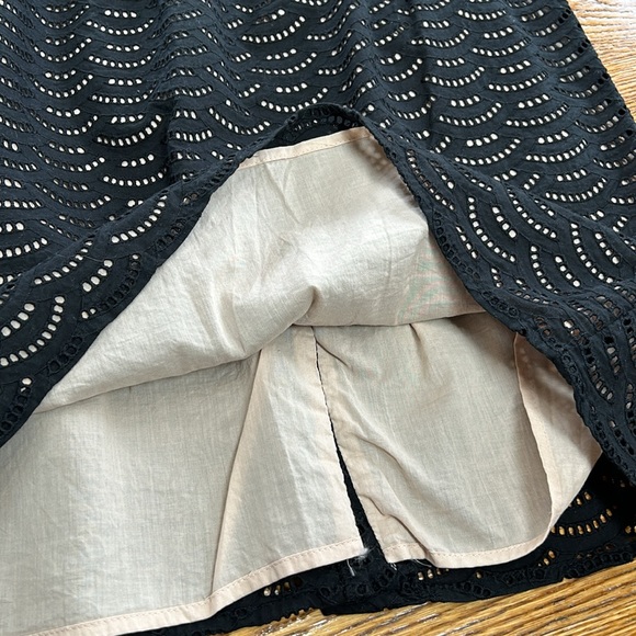 Ann Taylor LOFT sleeveless black cutout style dress. Back zipper. Size 10. - Picture 3 of 10